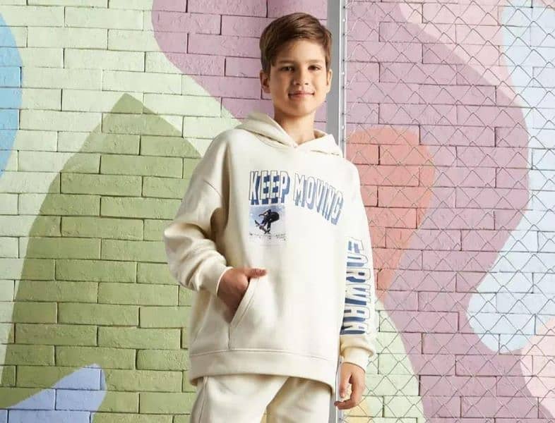 1 Pcs boy fleece printed hoodie 2