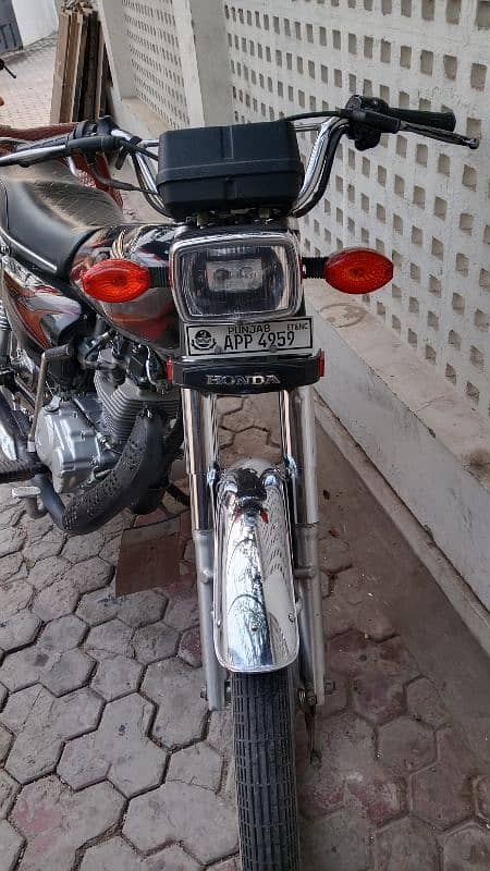 Honda 125.2022 model Punjab number for sale 4