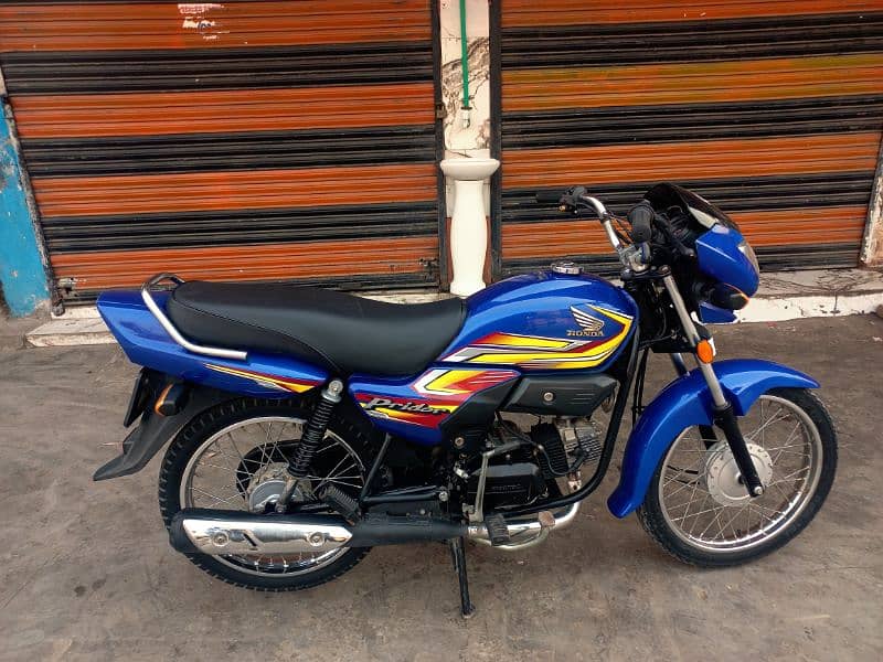 Honda Pridor 100 CC 2023 Model 8500 km driven like new bike 0