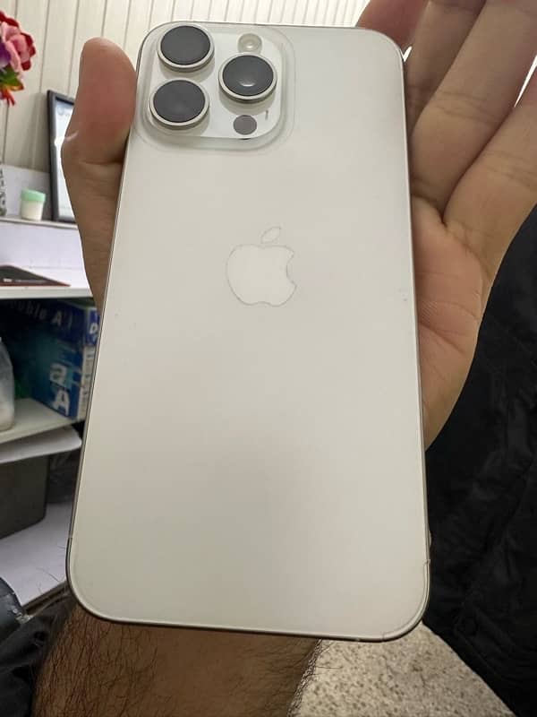 iphone 15 pro max white titanium 256gb jv 2