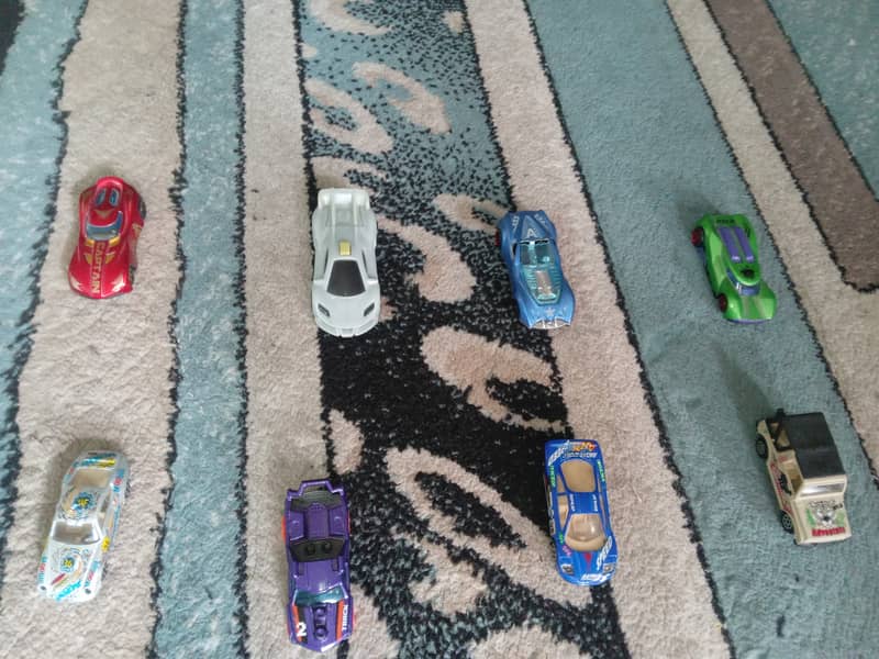 8 PACK EXCLUSIVE TOY CARS COLLECTORS AMAZING QUALITY LOW COST! 2