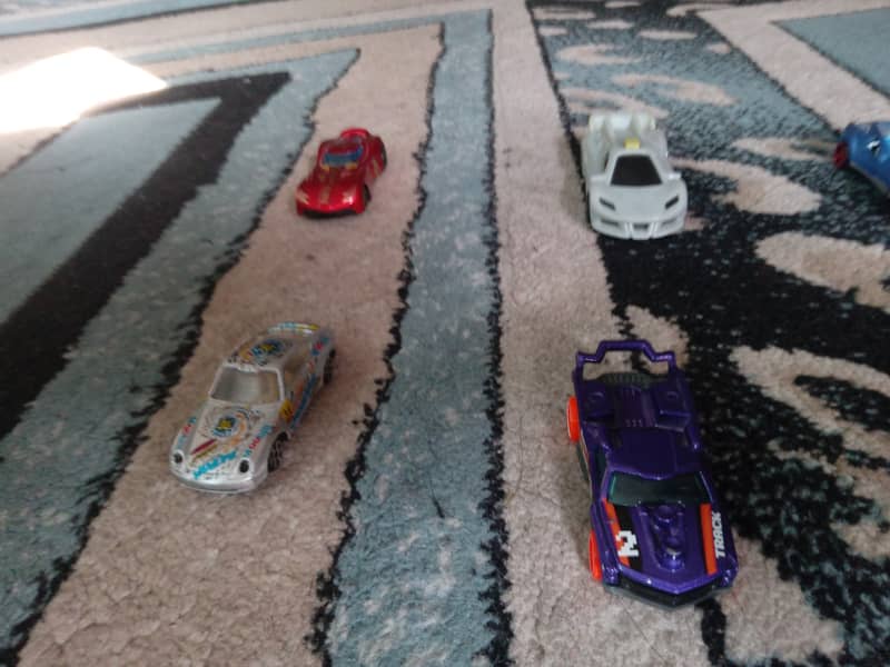 8 PACK EXCLUSIVE TOY CARS COLLECTORS AMAZING QUALITY LOW COST! 7