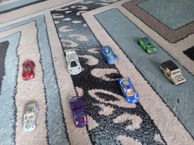 8 PACK EXCLUSIVE TOY CARS COLLECTORS AMAZING QUALITY LOW COST! 8