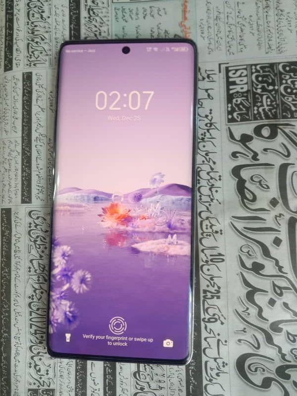 Tecno spark 20 pro plus 4