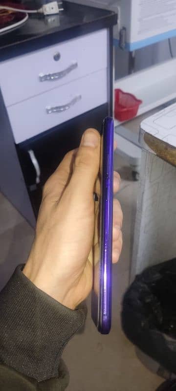 Vivo S1pro 4