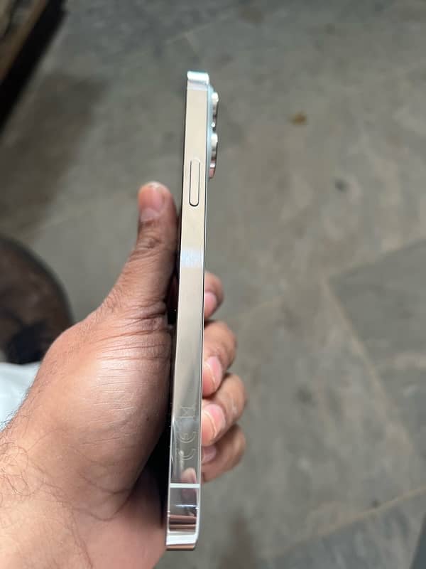 I phone 14 pro max 128 gb non pta with box zero condition 4