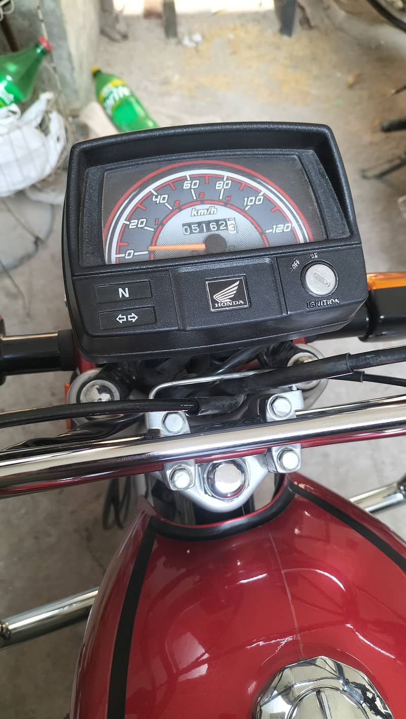 Honda CD 70 2024 6