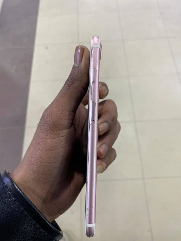 iphone 7+ pta proved 128gb condition 10/10 0