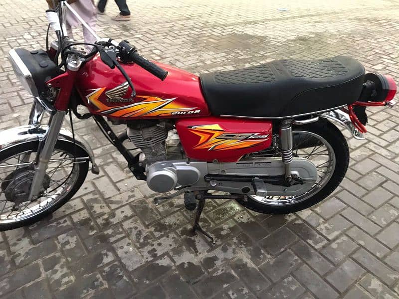 Exchange possible Honda 70 0