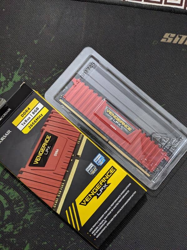 Corsair Vengeance 8GB DDR4 2666mhz. 1