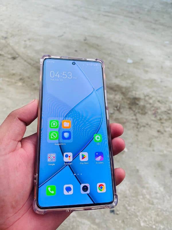 Tecno Spark 20 pro plus (8+8) 256gb 2