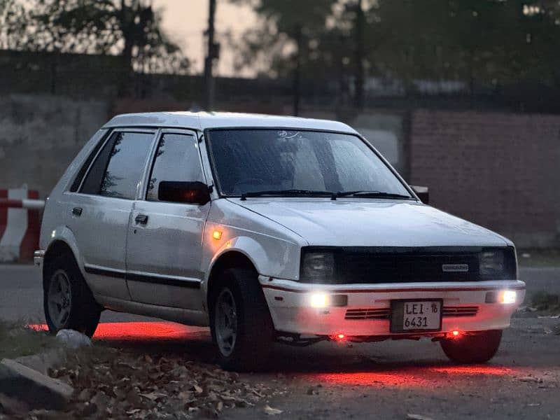 Daihatsu Charade 1984 2