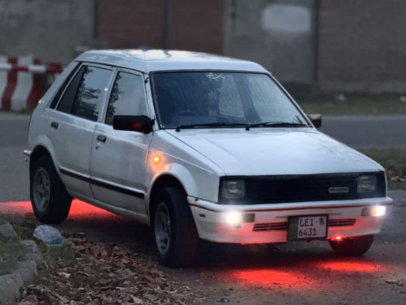 Daihatsu Charade 1984 3