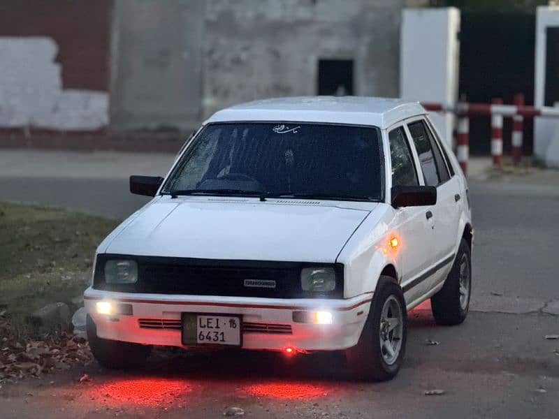 Daihatsu Charade 1984 5