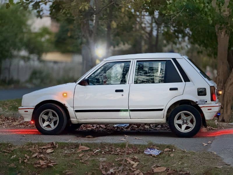 Daihatsu Charade 1984 8