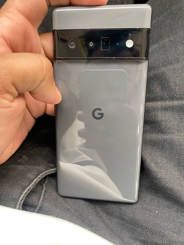 Google Pixel 6 pro 4