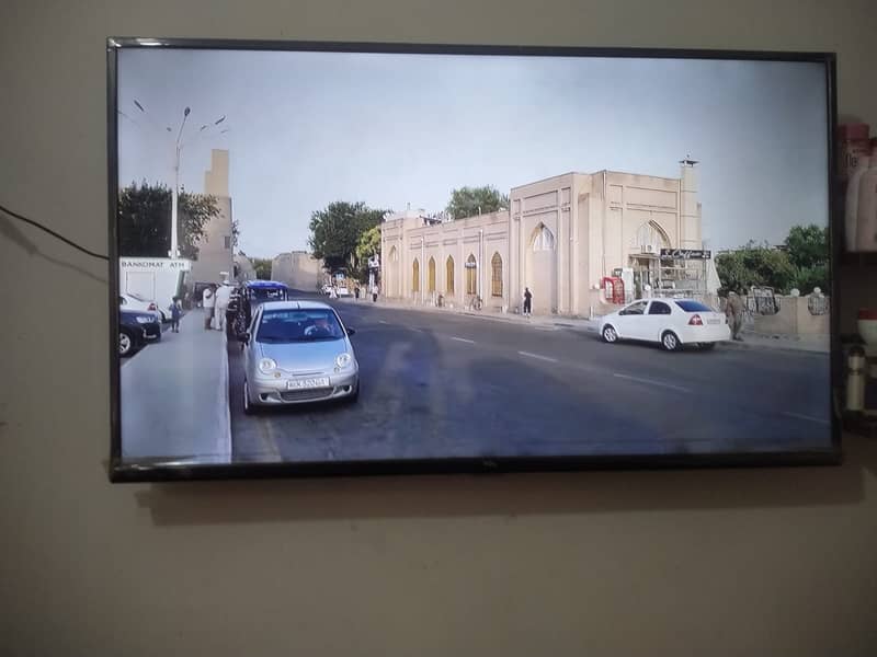 TCL 43 Inch LED for sale 2