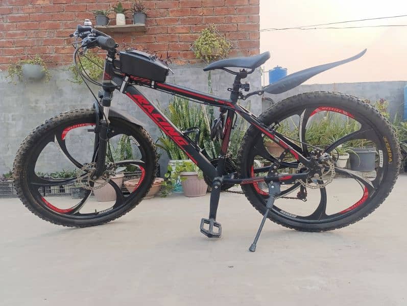 Aluminium UTR Imported Cycle with Alloy Rims and Imported Accessories 0