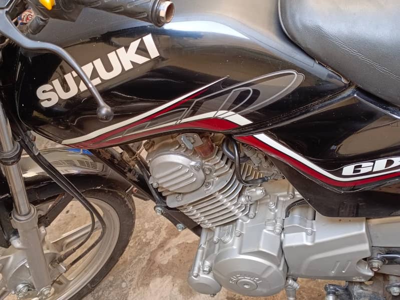 Suzuki 110 (2020 model) lush condition 6