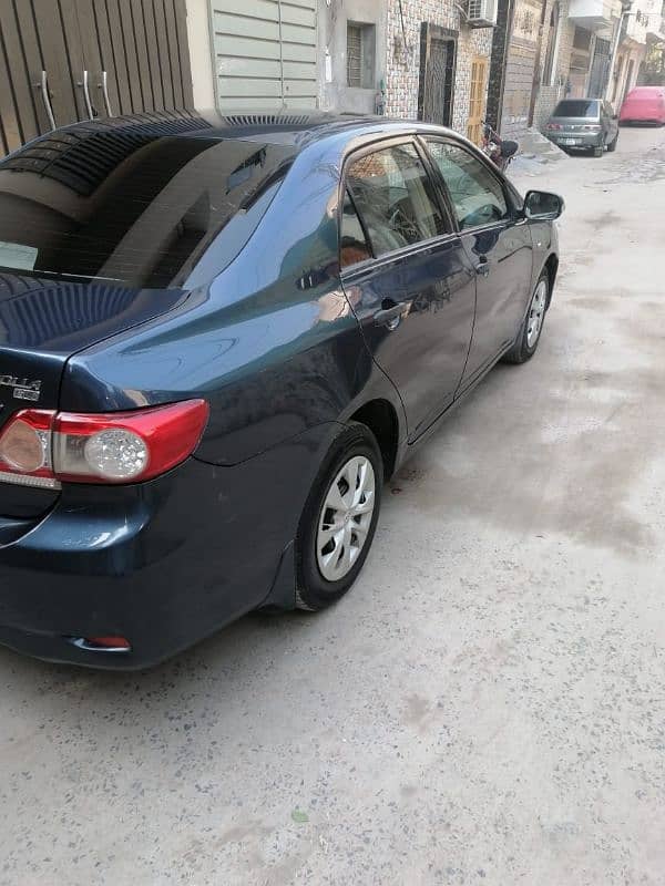 Toyota Corolla GLI 2011 12