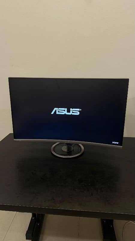 ASUS MONTOR 31.5" WIDE 1