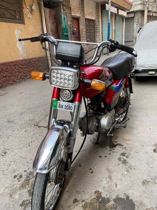 Honda 70 for sale genioun condition 10 /10 urgent for sale 4