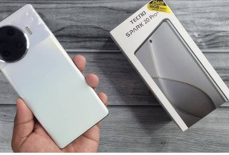 tecno spark 20 pro plus white colour with box 0