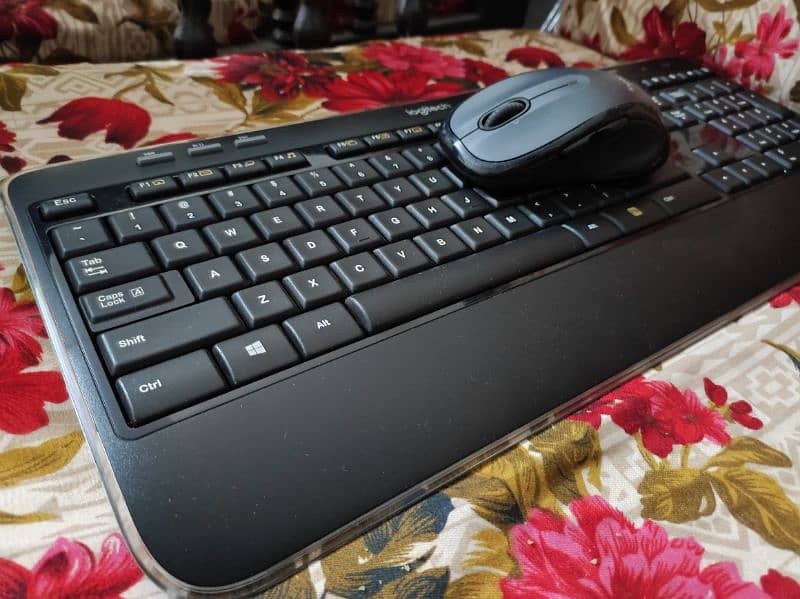 Logitech wireless keyboard mouse 2