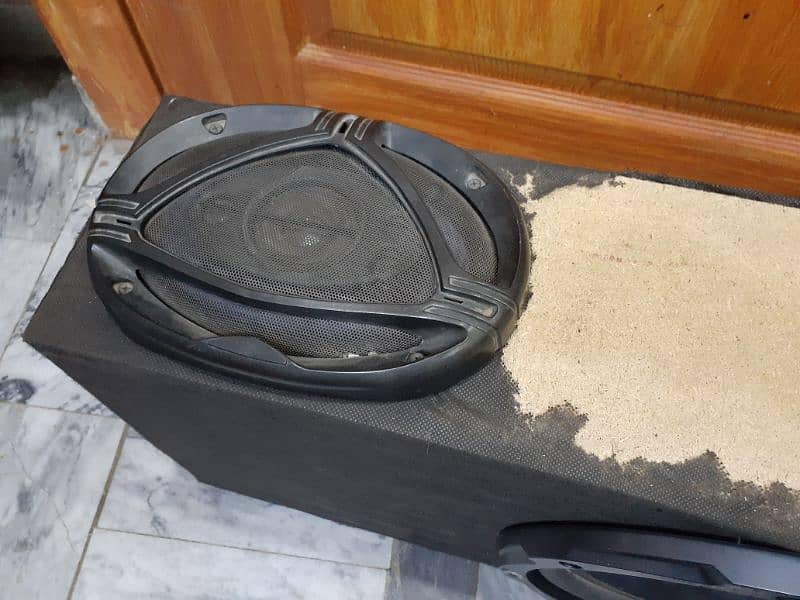 sub woofer with Amplifier 2