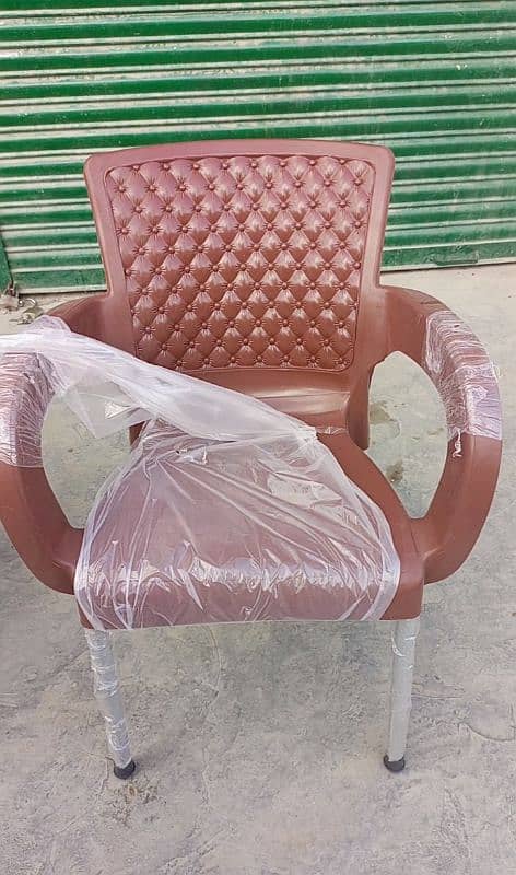 plastic chairs and table 4