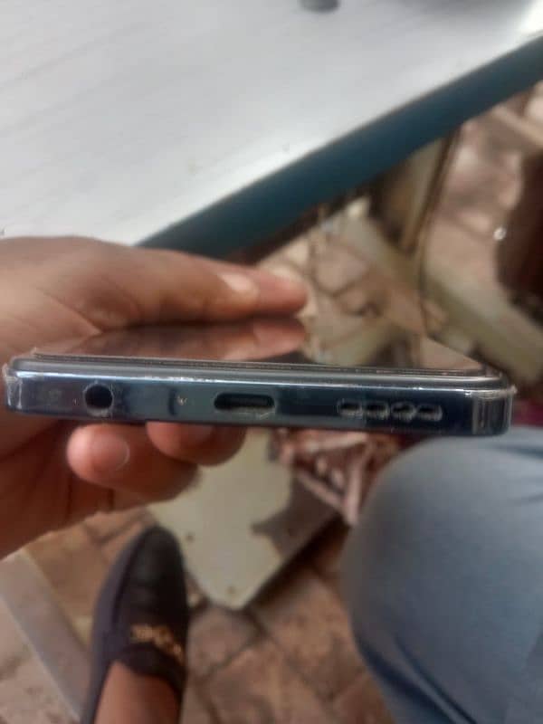 daba charge han 10/10 condition Infinix hot 40  8/8 =16/256 5