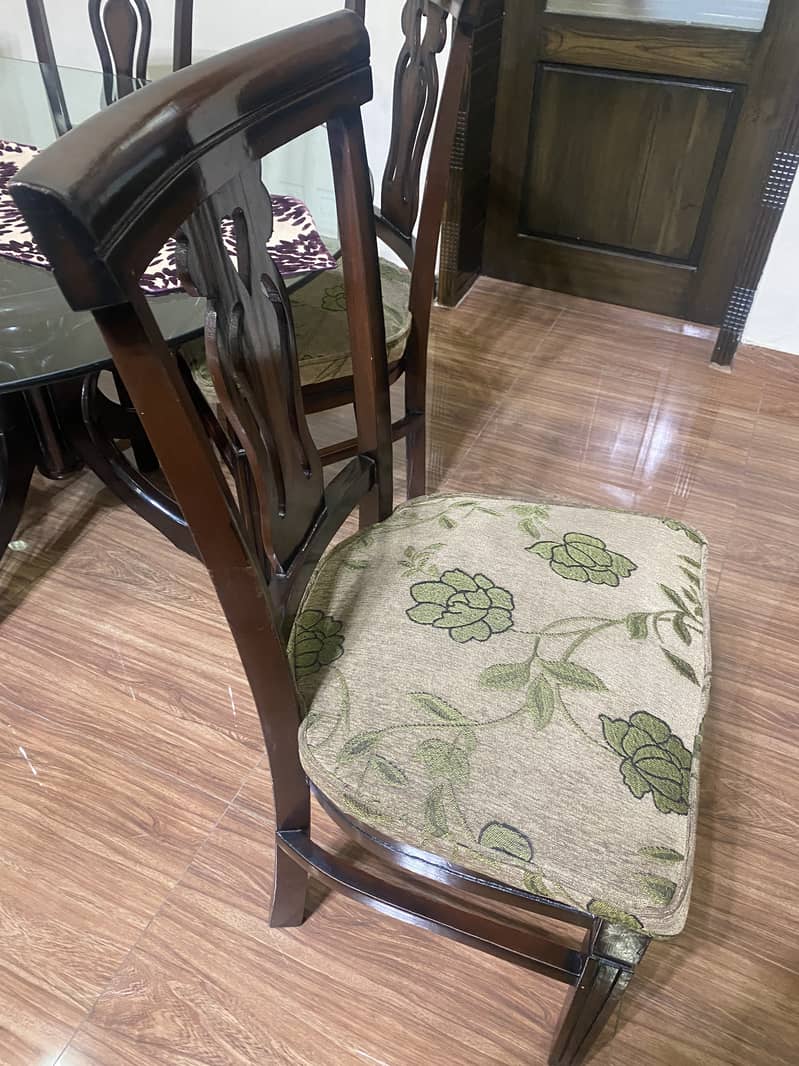 Dining table, 6 seater 3