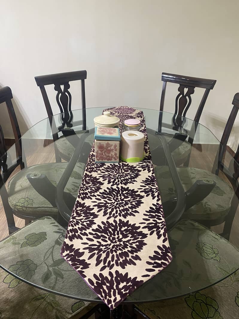 Dining table, 6 seater 5