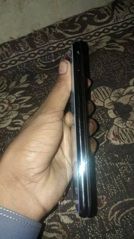 Vivo y17  open box hai box charger available  exchange possible 1