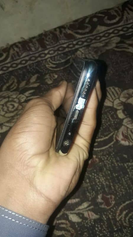 Vivo y17  open box hai box charger available  exchange possible 2