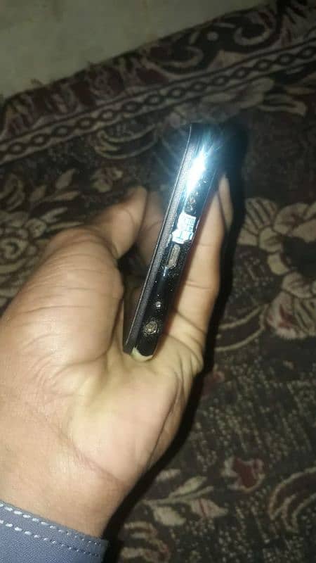 Vivo y17  open box hai box charger available  exchange possible 4