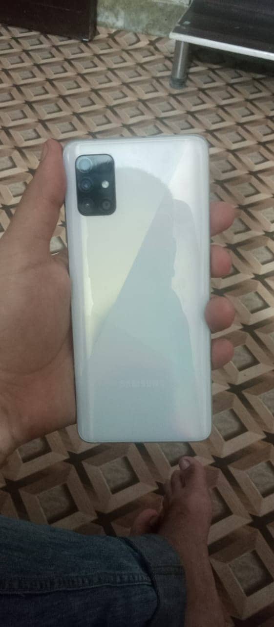 samsung a51  128gb 0