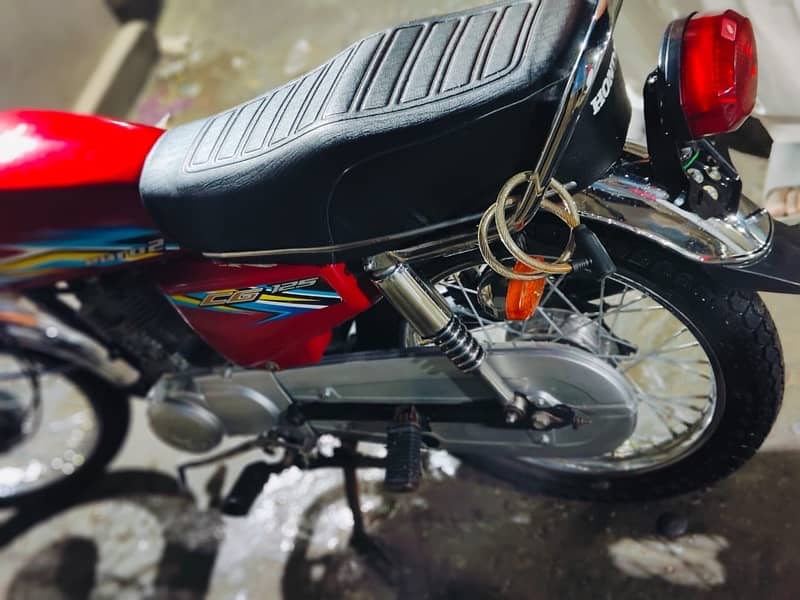 Honda 125 2018 model karachi 4