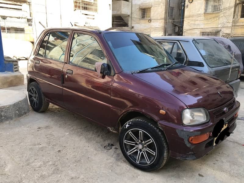 Daihatsu Cuore 2001 1