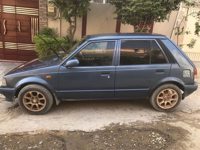 Daihatsu Charade 1985 0