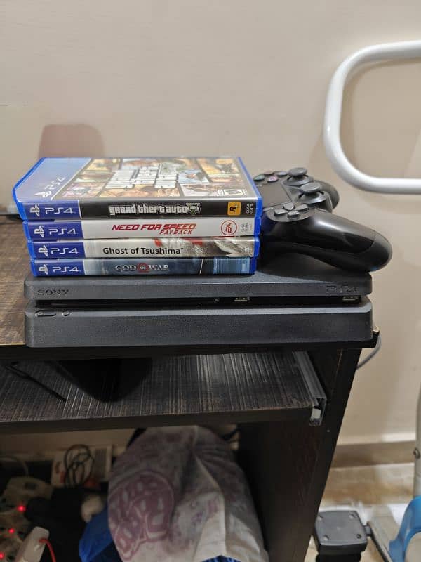 PS4 Slim 500GB With 4 games and 1 Controller 0