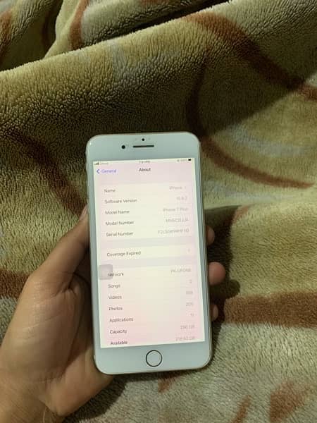 IPhone 7Plus 256GB 5