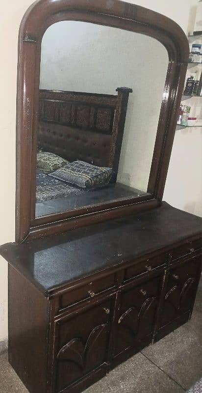 Dressing table for sale 0