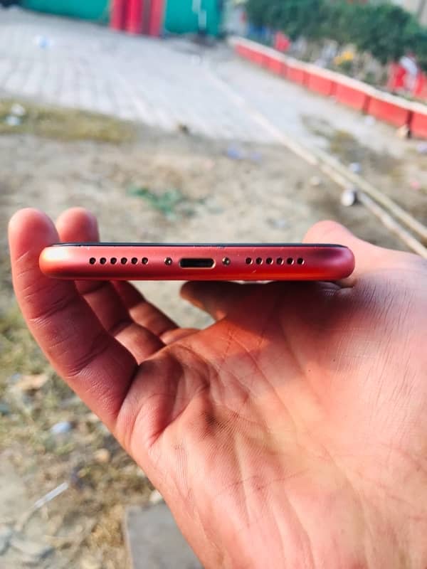 iphone XR NON PTA 3