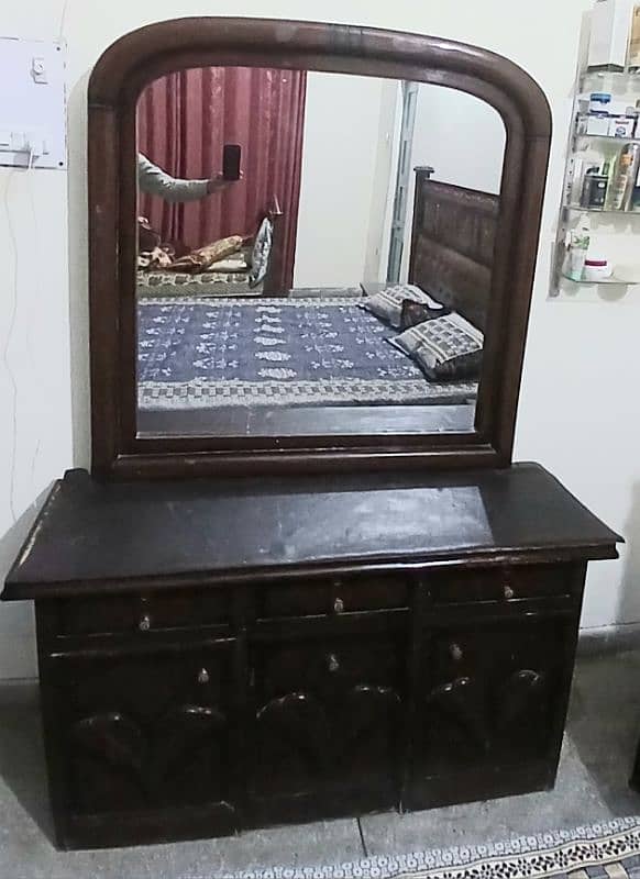 Dressing table for sale 2