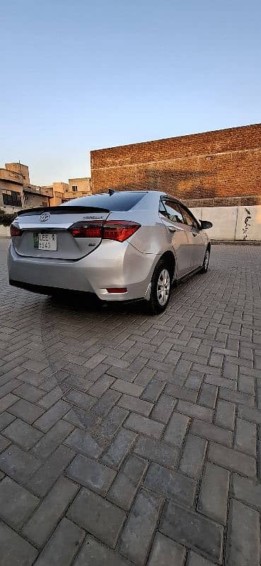 Toyota Corolla GLI 2016 4