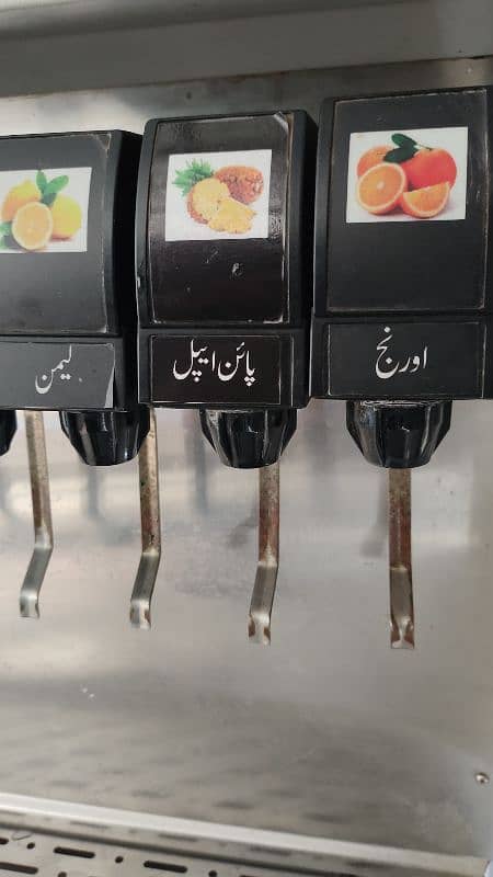 Soda Machine Full Size with connector cylinders 5