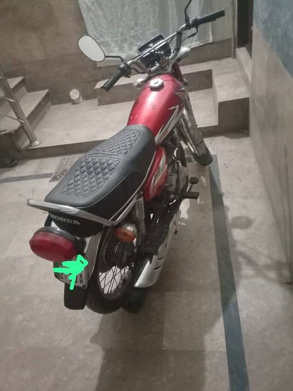 Honda 125 2016 in Genuine Condition 3