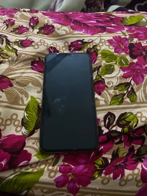 iphone 11 pro 256gb PTA APPROVED 1