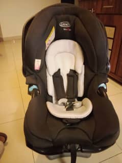 GRACO BABY CAR SEAT